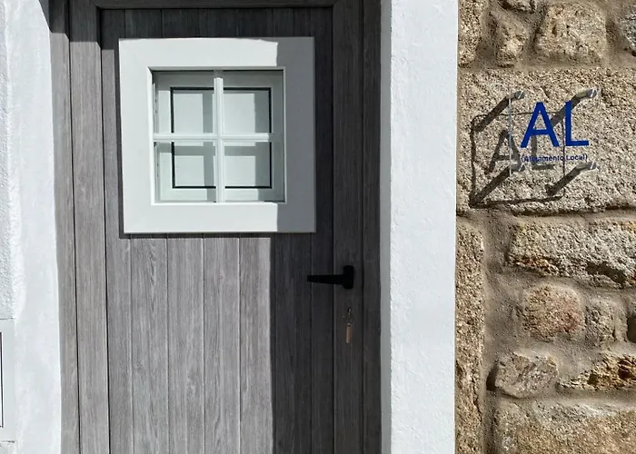 Cantinho D'avo Maria Holiday home Zebreira